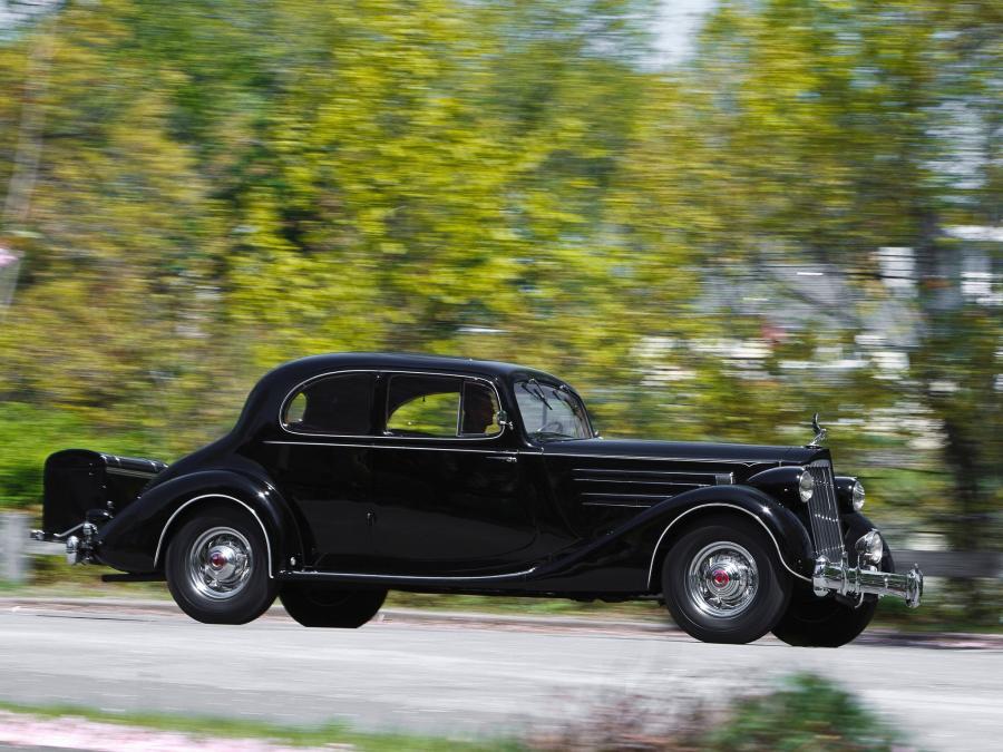  Packard Twelve 5-Passenger Coupe 1936 года  (фото 4 из 11)